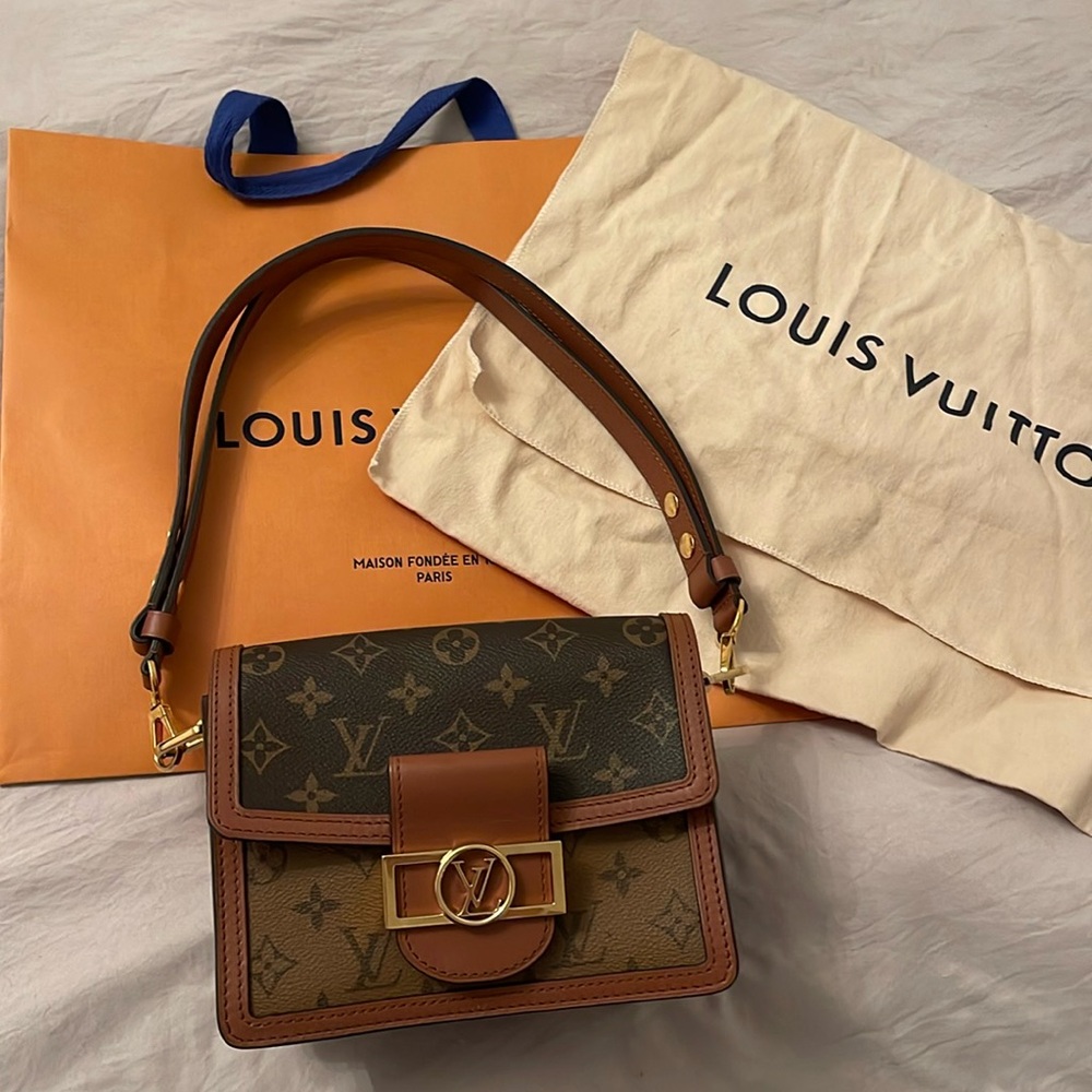 Louis Vuitton mini Dauphine